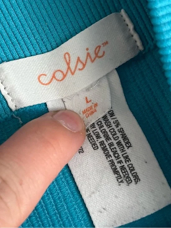 Colsie Ribbed Blue Bike Shorts Size Large - Picture 2 of 2